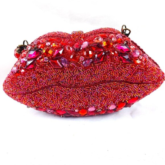 Mary Frances Kiss Me Purse Hard Case Pocketbook Handbag Dust Bag Certificate